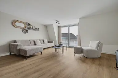 85μ² Διαμέρισμα προς ενοικίαση για 2999€/μήνα σε Stationsweg 5e, Sliedrecht