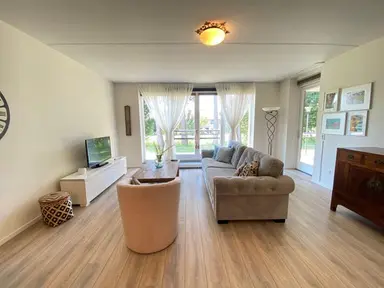 93m2 apartment to rent for 2075€/month in Frekehof, Leidschendam