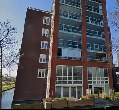 98m2 Appartement à louer pour 1274€/mois à Westerpark, Rijnsburg