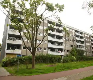 74m2 apartment to rent for 885€/month in Meanderlaan 352, Middelburg