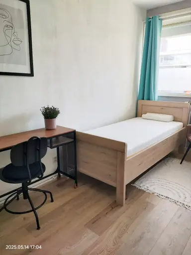 10m2 room to rent for 850€/month in Overschiestraat, Amsterdam