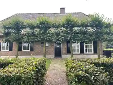 204m2 house to rent for 2995€/month in Geeneindseweg, Oirschot