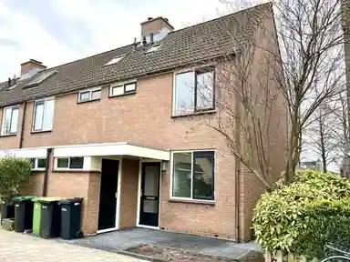 102m2 Haus zur Miete für 1950€/Monat in Wim van de Kappellehof, Wormer