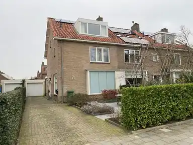 158μ² μονοκατοικία προς ενοικίαση για 5000€/μήνα σε Tulpenburg, Amstelveen