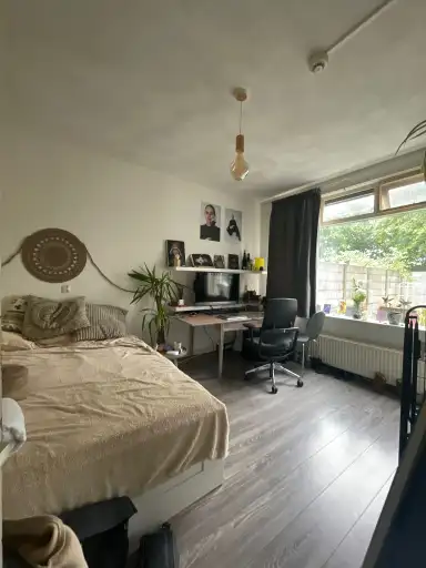 14m2 room to rent for 619€/month in Eikstraat 18, Breda