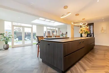 280m2 house to rent for 6500€/month in Doctor Henriette Boasstraat, Badhoevedorp