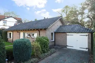 84m2 Haus zur Miete für 2850€/Monat in Gudelalaan, Bussum