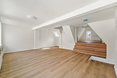 65m2 Appartement à louer pour 1381€/mois à Herderinnestraat 6, The Hague
