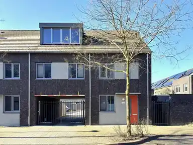 147m2 Casa in affitto per 2500€/mese a Zeeheldenlaan, Eindhoven
