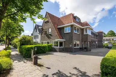 213m2 house to rent for 2500€/month in Graaf Florisweg 113, Gouda