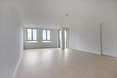 87m2 apartment to rent for 2030€/month in Elzenhagensingel 97, Amsterdam