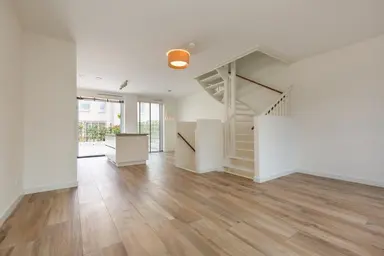 140μ² μονοκατοικία προς ενοικίαση για 3500€/μήνα σε Filips van Bourgondiëstraat 33, Delft