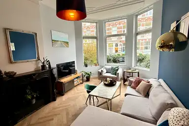 120m2 Wohnung zur Miete für 3195€/Monat in Adelheidstraat 26, The Hague