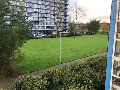 95m2 apartment to rent for 2100€/month in Burgemeester Hazenberglaan, Rotterdam