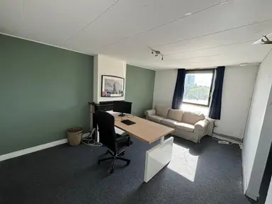 26m2 Chambre à louer pour 700€/mois à Van Vollenhovenstraat, Rotterdam