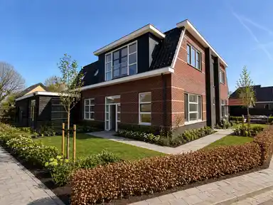 160m2 apartment to rent for 2150€/month in Parallelstraat, Dalfsen