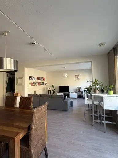 95m2 Zimmer zur Miete für 1250€/Monat in Hoofdweg, Amsterdam