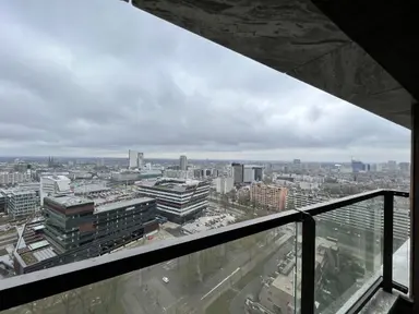 83m2 Appartement à louer pour 1655€/mois à Vincent van den Heuvellaan 113, Eindhoven