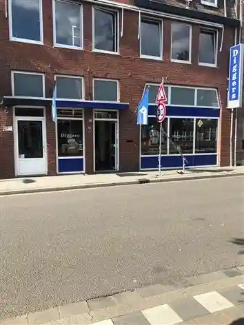 350m2 apartment to rent for 403€/month in Korvelseweg, Tilburg