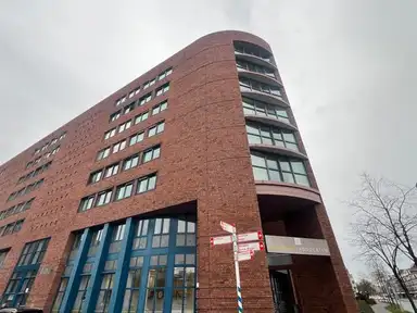 175m2 apartment to rent for 1950€/month in Stationsstraat, Helmond
