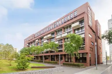 132m2 Appartement à louer pour 2495€/mois à Lichtstraat, Eindhoven