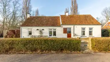 1m2 house to rent for 5000€/month in Oostdijkseweg 83, Goedereede