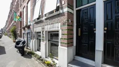 178m2 apartment to rent for 2600€/month in Claes de Vrieselaan 21B, Rotterdam