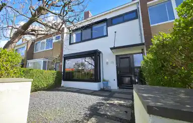 117m2 huis te huur voor 2495€/maand in Meidoornsingel 172, Rotterdam