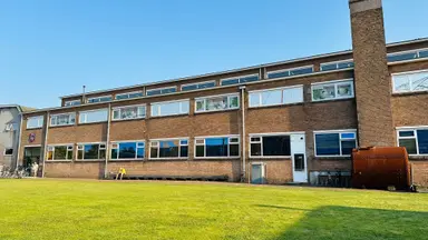 1000m2 apartment to rent for 5417€/month in Willemsoord 39, Den Helder
