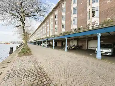 100m2 flat to rent for 3250€/month in Zeeburgerkade, Amsterdam