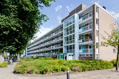 0m2 apartment to rent for 843.23€/month in Kwartelstraat 88, Alphen aan den Rijn