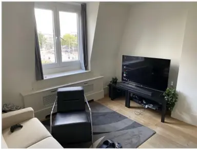 13μ² Δωμάτιο προς ενοικίαση για 700€/μήνα σε Hobbemaplein, The Hague