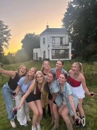 15m2 Camera in affitto per 404€/mese a Korte Hengelosestraat, Enschede