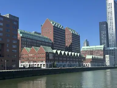 136m2 flat te huur voor 3345€/maand in Laan op Zuid, Rotterdam