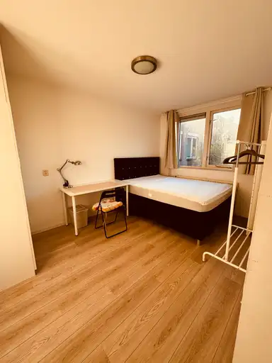 12m2 room to rent for 770€/month in Schoener, Amstelveen