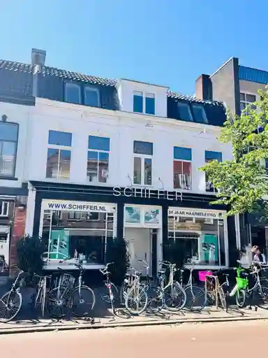 130m2 flat to rent for 2400€/month in Nachtegaalstraat, Utrecht