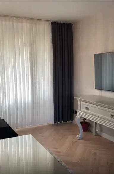 90m2 Kamer te huur voor 1200€/maand in Leuvenstraat, Amsterdam