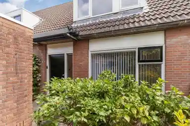 101m2 house to rent for 2300€/month in Tjalkwerf, Zoetermeer