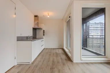 64μ² Διαμέρισμα προς ενοικίαση για 1950€/μήνα σε Osdorpplein 925, Amsterdam