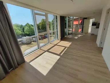56m2 Appartement à louer pour 1155€/mois à Kerkraderweg, Heerlen