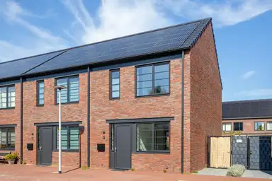 113m2 huis te huur voor 1895€/maand in Rudolf Adriaan de Monchystraat 37, Hengelo