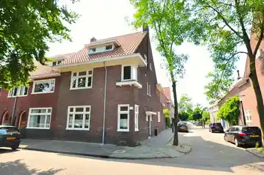 188m2 huis te huur voor 2250€/maand in Chrysantenstraat, Eindhoven