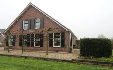 140m2 house to rent for 1735€/month in Binnenweg, Houten