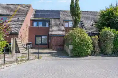 131m2 huis te huur voor 2400€/maand in Jol 2028, Lelystad
