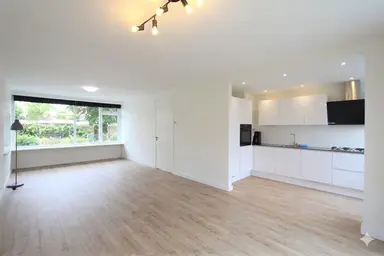 149m2 Casa in affitto per 3650€/mese a Bevelandselaan 8, Amstelveen