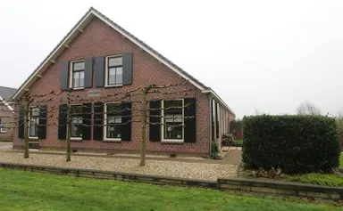 140m2 house to rent for 1735€/month in Binnenweg, Houten