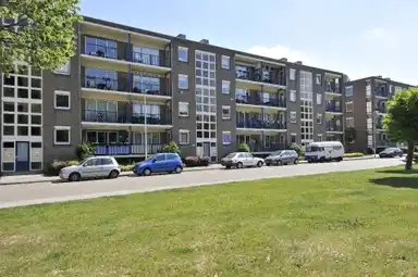 100m2 Appartement à louer pour 682.47€/mois à Van Weerden Poelmanstraat 115, Heerlen