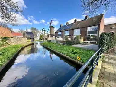 99m2 maison à louer pour 1950€/mois à Aleida van Culemborgstraat, IJsselstein
