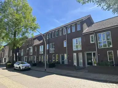 114m2 house to rent for 2500€/month in Amandelgaarde 49, Hendrik-Ido-Ambacht