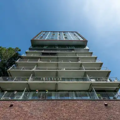 79m2 Appartement à louer pour 1550€/mois à Serpelingstraat 31, Hoogvliet